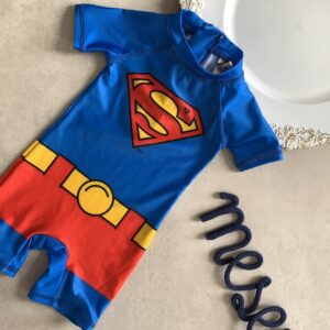 Macacão marca Dc comics
